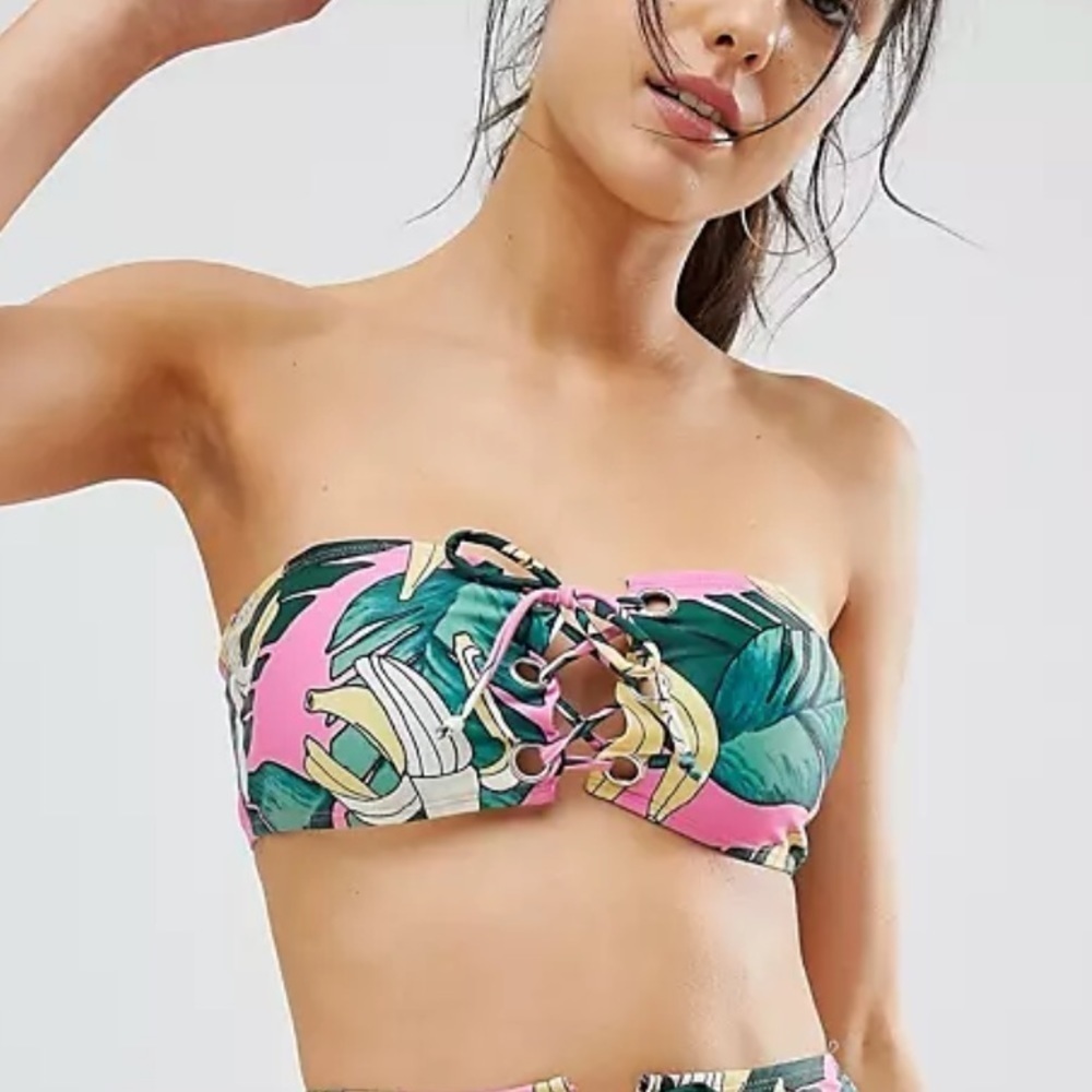 MISSGUIDED bandeau bikini top